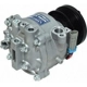 Purchase Top-Quality New Compressor And Clutch by UAC - CO22301C pa7