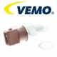 Purchase Top-Quality Oil Pressure Sender or Switch by VEMO - V20-73-0123 pa7