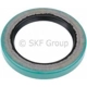 Purchase Top-Quality Joint d'étanchéité de transmission arrière by SKF - 17285 pa2