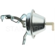 Purchase Top-Quality Vacuum Advance Control by BLUE STREAK (HYGRADE MOTOR) - VC95 pa3