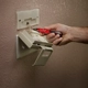 Purchase Top-Quality MILWAUKEE - 2203-20 - 10-1000V Dual Range Voltage Detector pa4