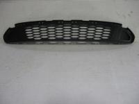 Front Bumper Grille FO1036126