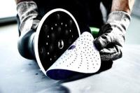 Purchase Top-Quality Hookit™ 260L 6" P1000 Grit Aluminum Oxide 7-Hole Hook-and-Loop Finishing Discs (100 Pieces) (Pack of 100) by 3M - 01069 pa1