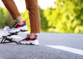 5 Common Roadside Emergencies and How to Handle Them