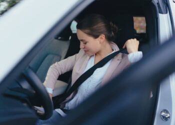 How to Test Your Seat Belts for Safety: 5 Essential Checks